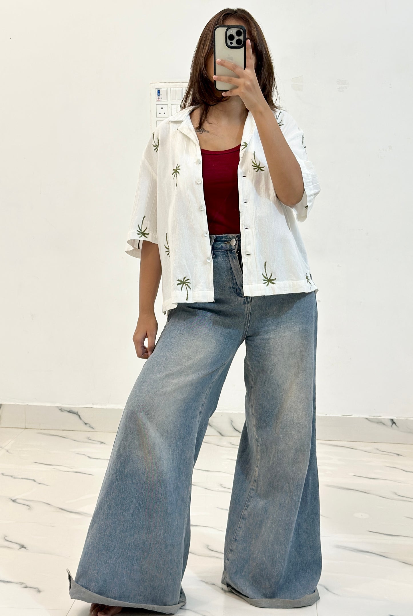 Cotton embroidered shirt (36-38)