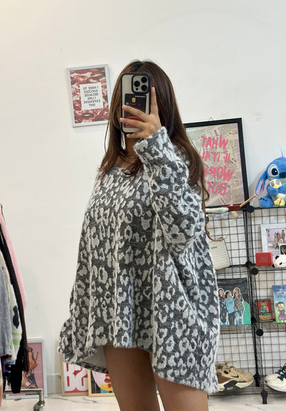 Oversized Korean sweater (48-50)