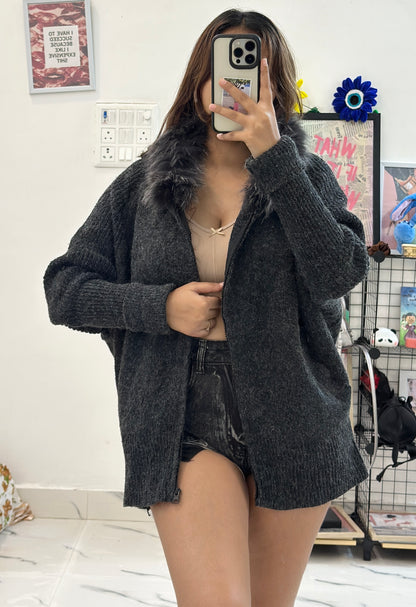 Oversized Korean sweater (38-40)