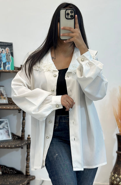 Pretty white oversized shirt (42-44)