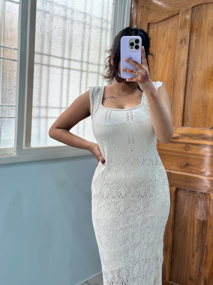 pretty Crochet dress (lining inside)