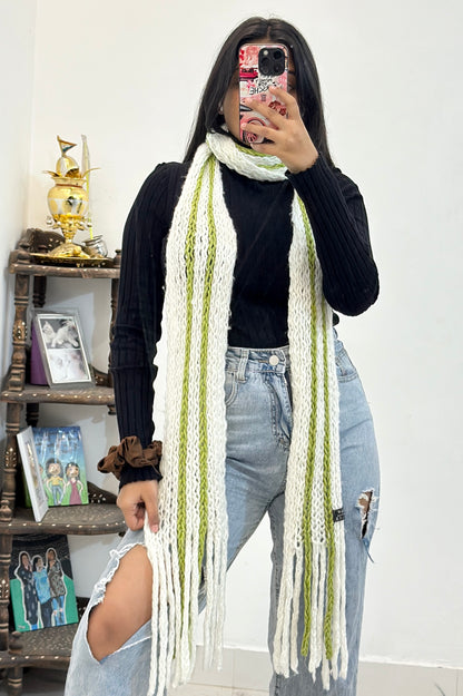 Woollen pretty muffler