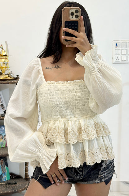Very pretty top (36-40)