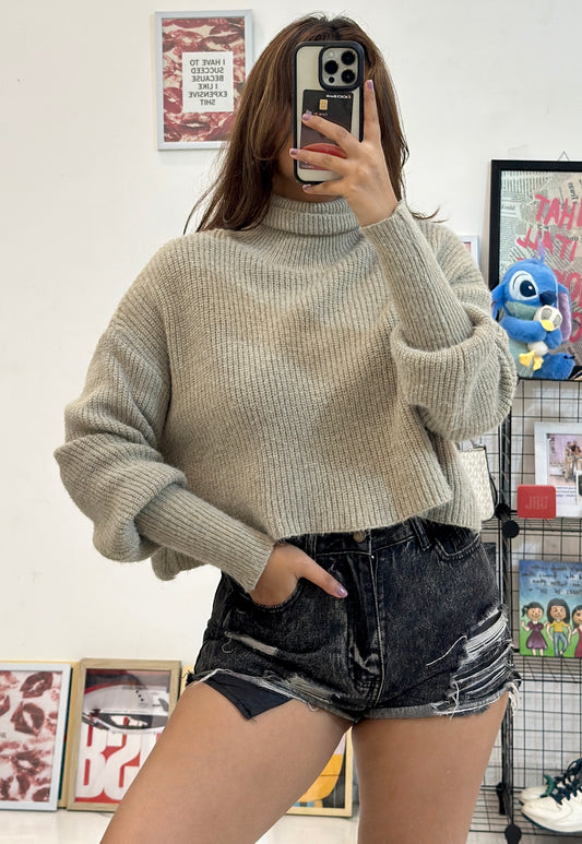 Oversized crop sweater (42-44)