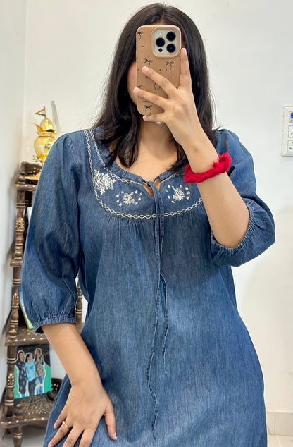 Pretty denim dress (34-36)