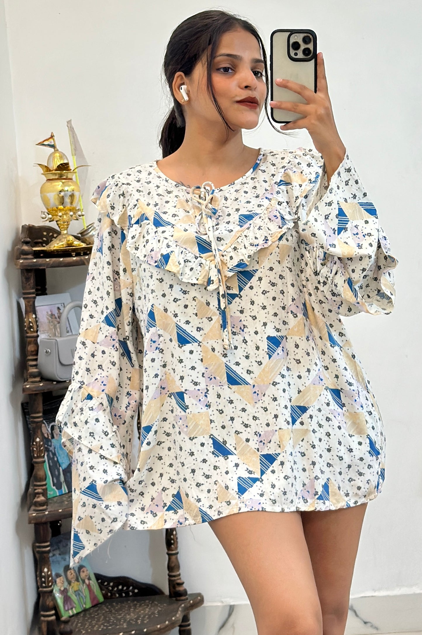 Pretty oversized top (40-44)