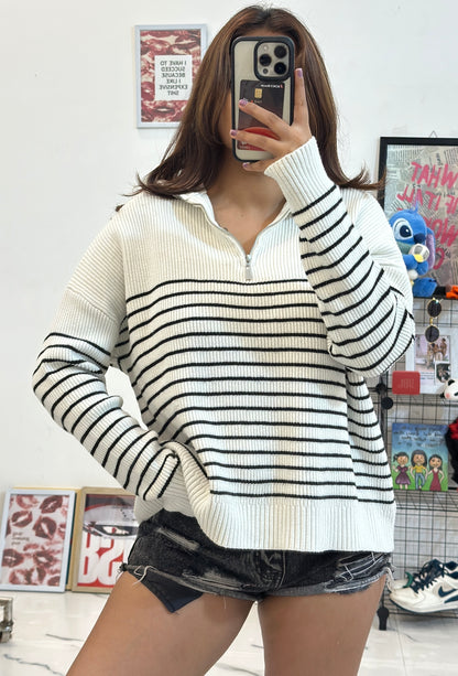 Oversized zipper sweater (40-42)