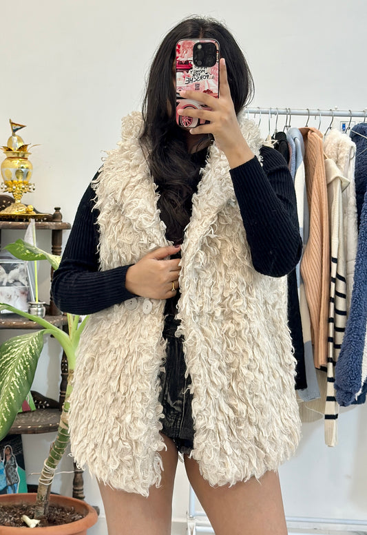 Fury hooded vest (40-42)