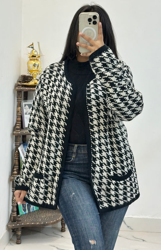 Oversized Korean shrug (40-42)