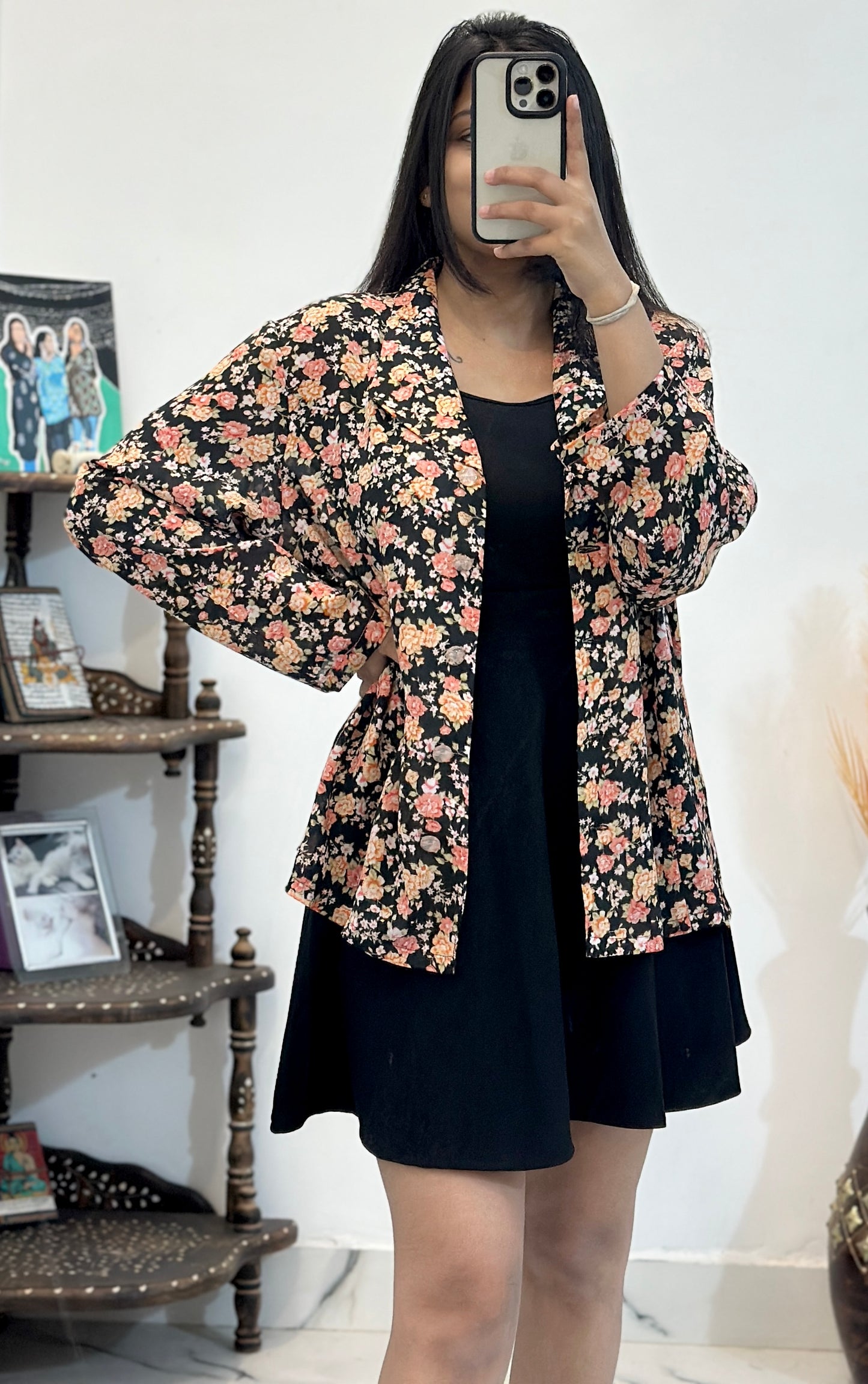 Pretty floral shirt (40-42)