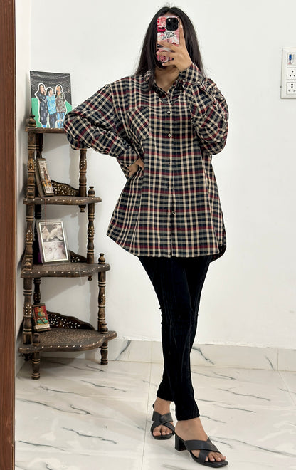 Oversized shirt (38-40)