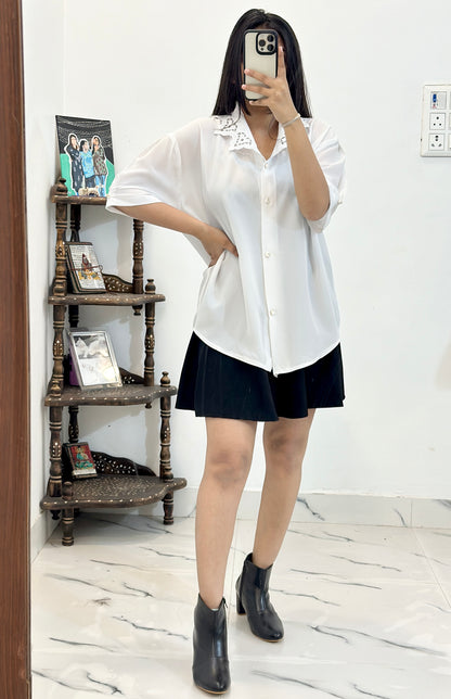 White Korean shirt (42-44)