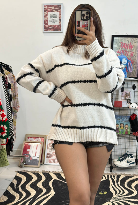 Oversized Korean sweater (38-40)