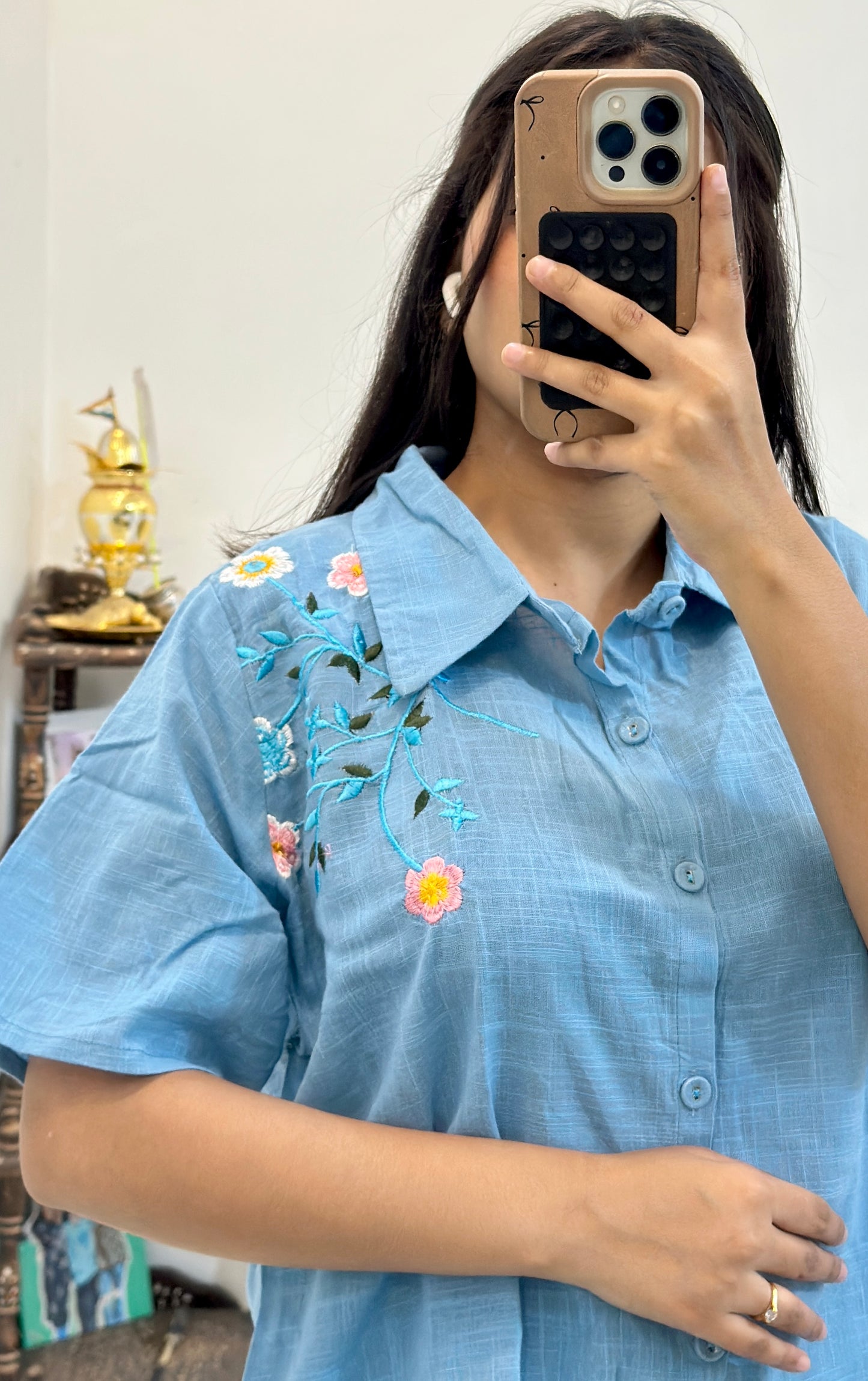 Pretty embroidered cordset (40-42XL)