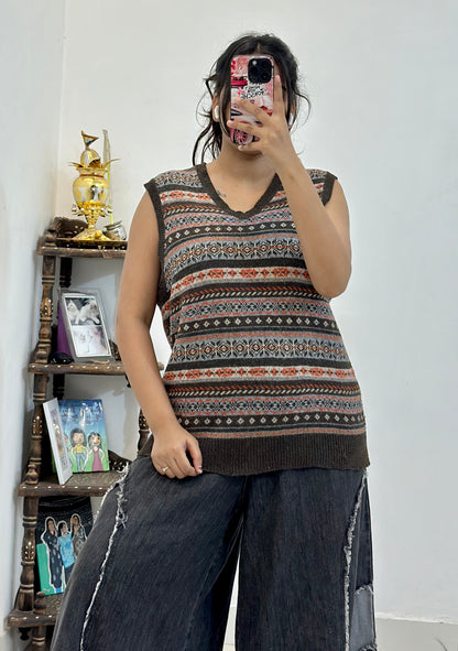 Woollen vest (40-42)