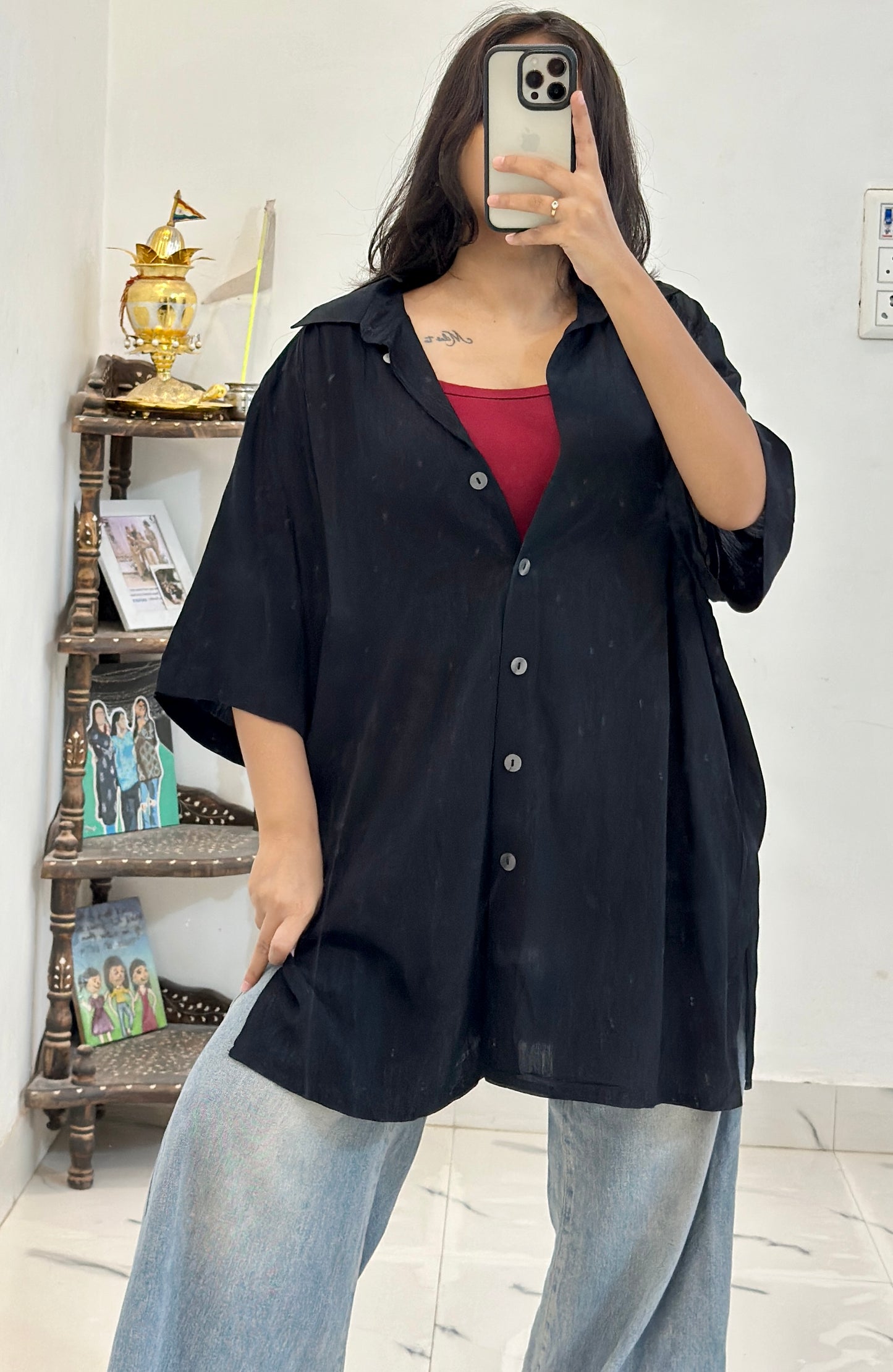 Oversized black shirt (44-46)