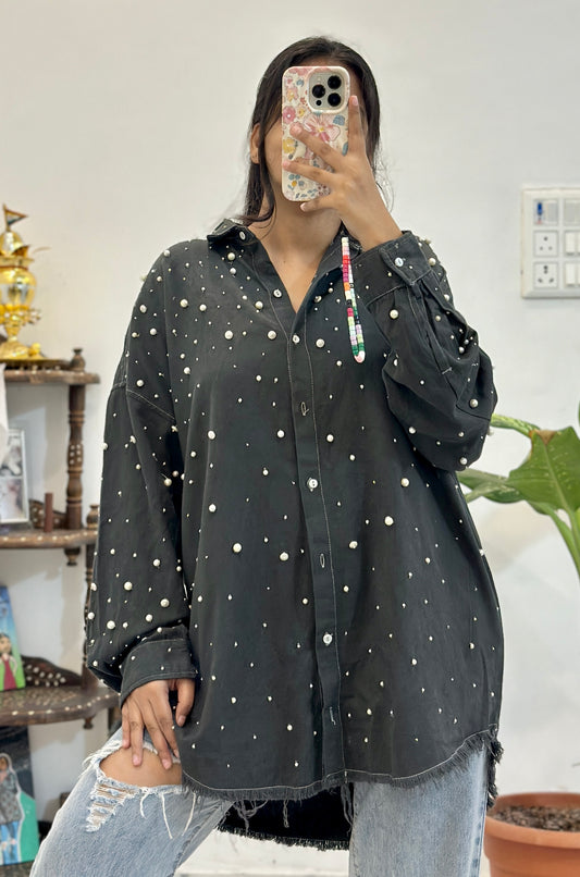 Oversized pearl denim shirt (46-48)