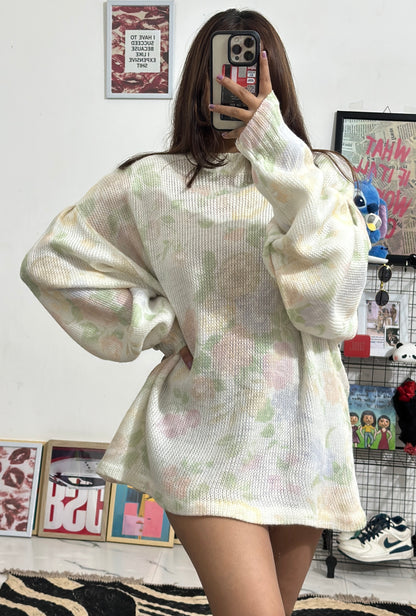 Oversized pretty sweater (46-48)