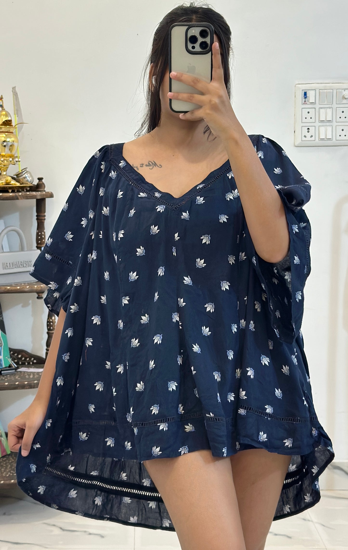 Oversized cotton top (48-50)