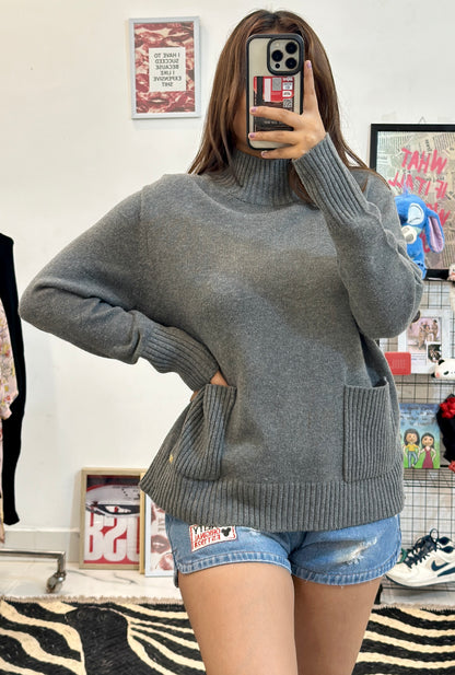 Oversized sweater (38-40)