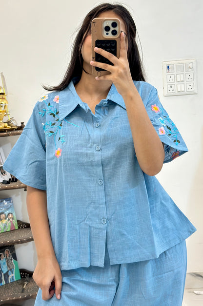 Pretty embroidered cordset (40-42XL)