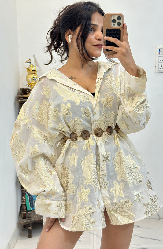 Pretty oversized shirt (46-50)