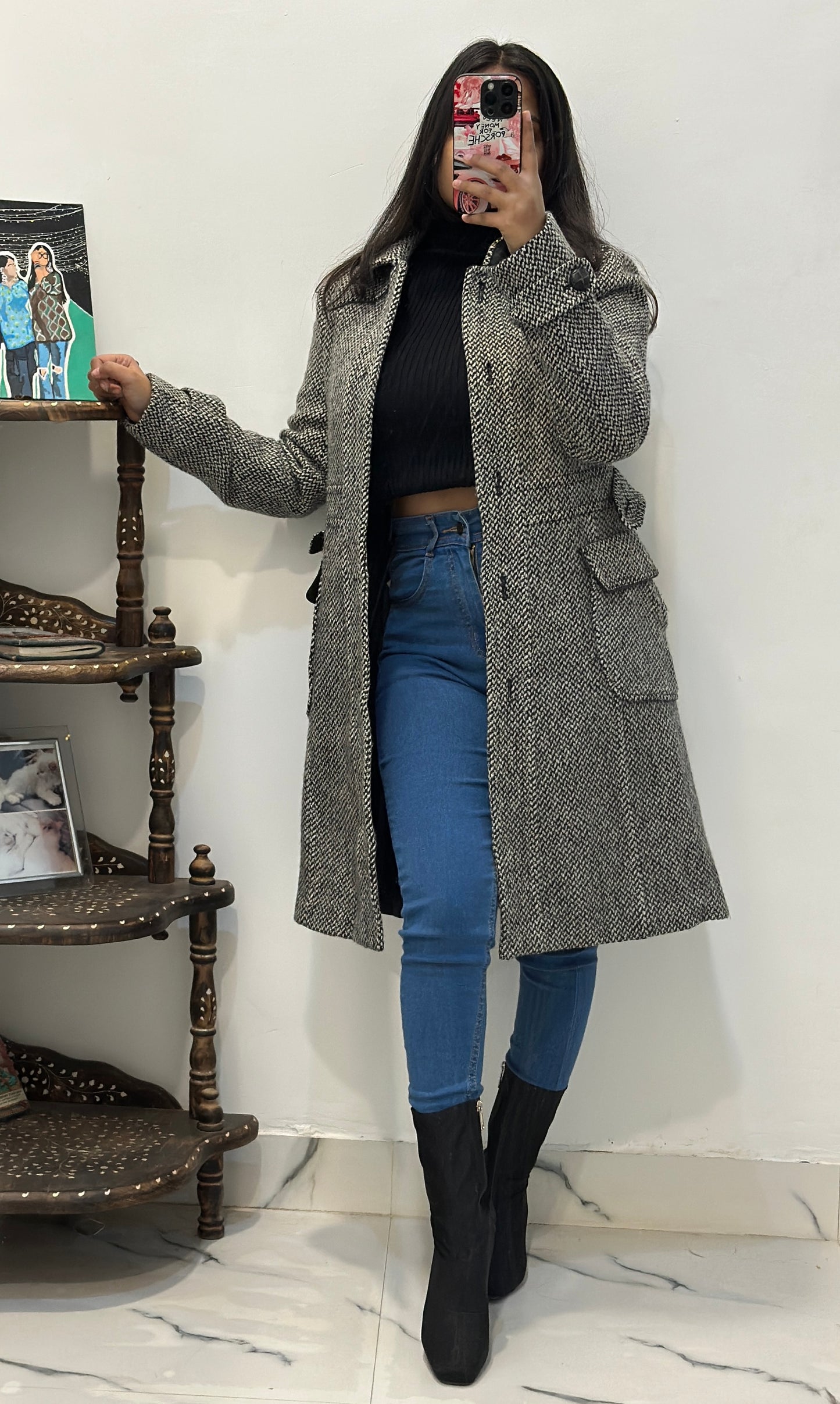 Grey heavy coat (32 busts)