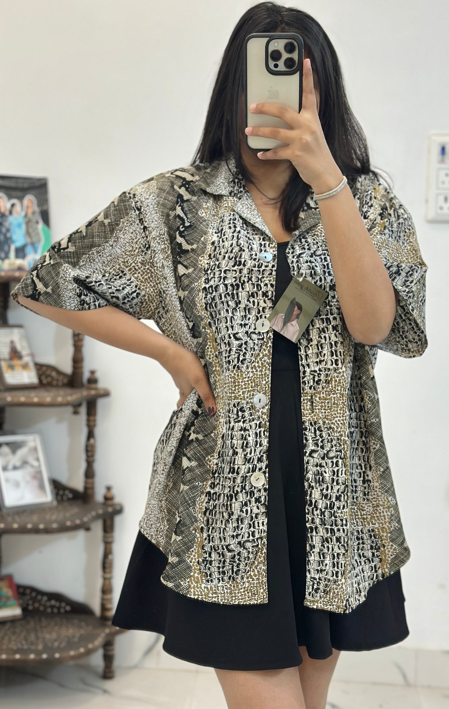 Pretty vintage oversized shirt (42-44)