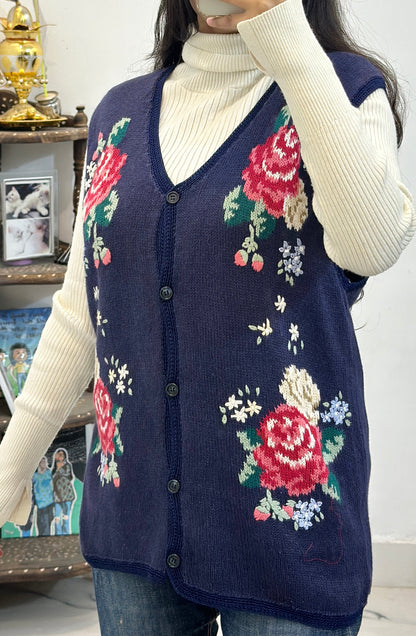 Pretty embroidered vest (42-44)