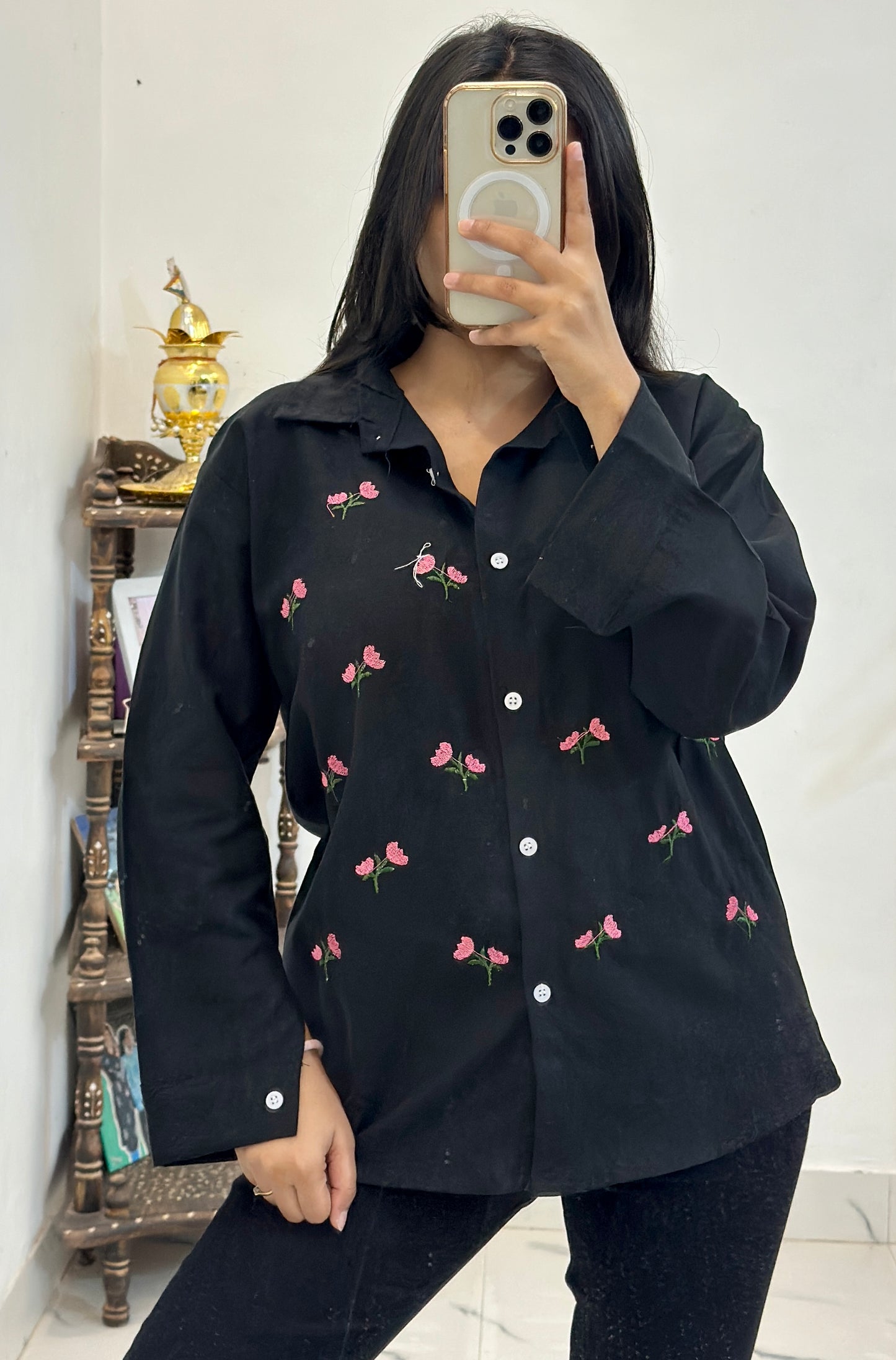 Linen embroidered shirt (36-38)