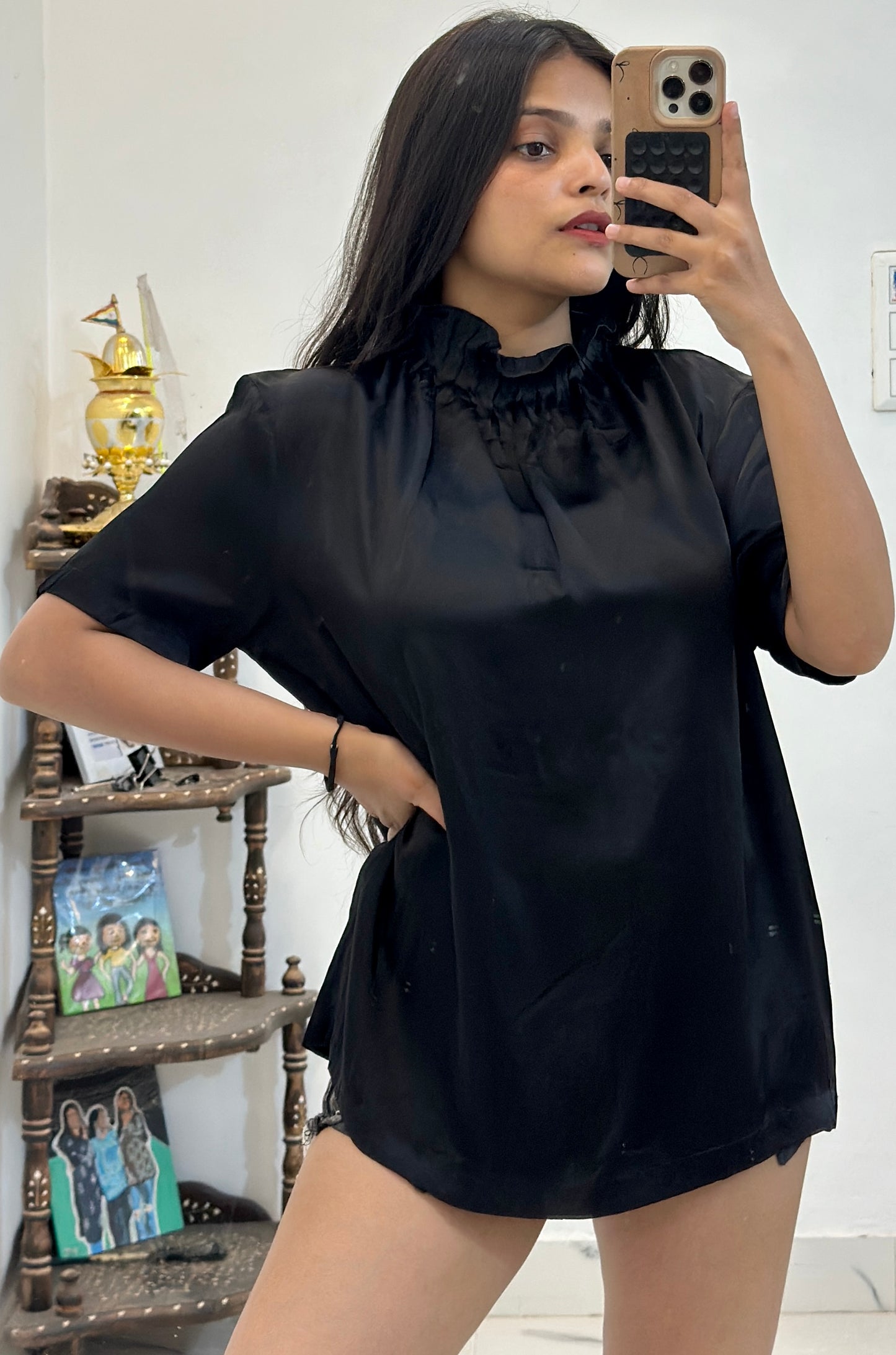 Pretty satin top (38-40)