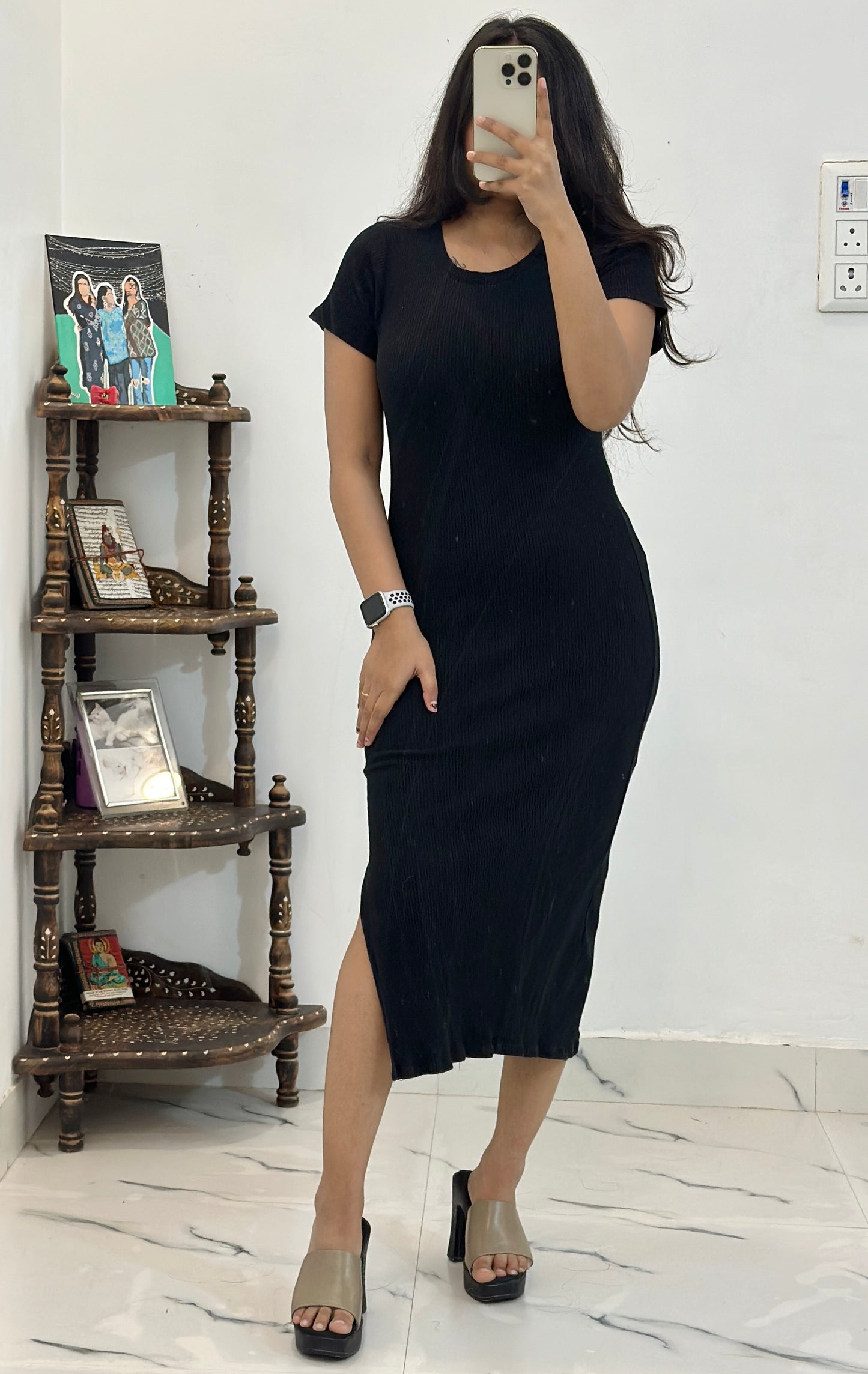 Black bodycon dress (32-34)