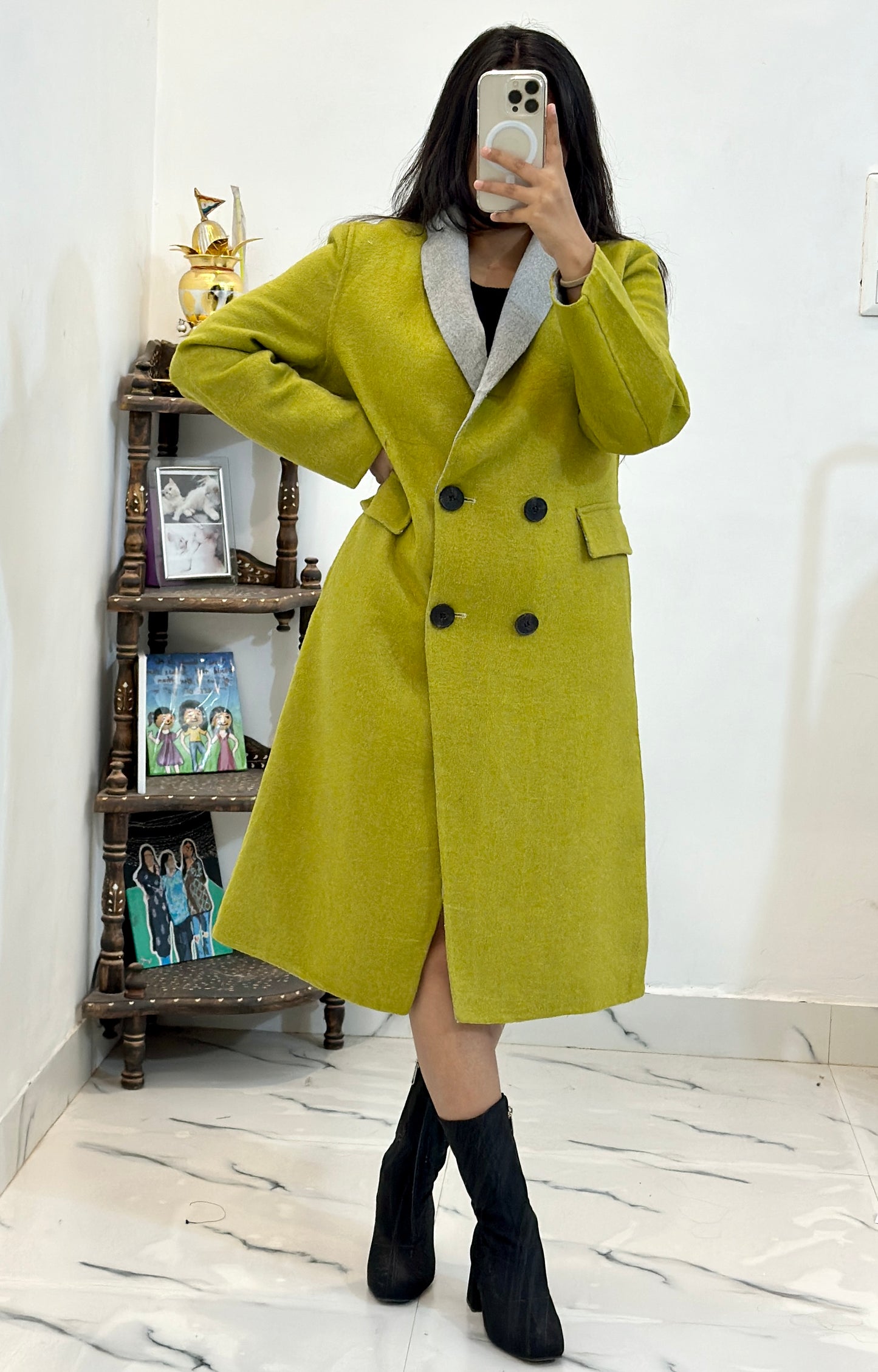 Korean Long coat (34-36)