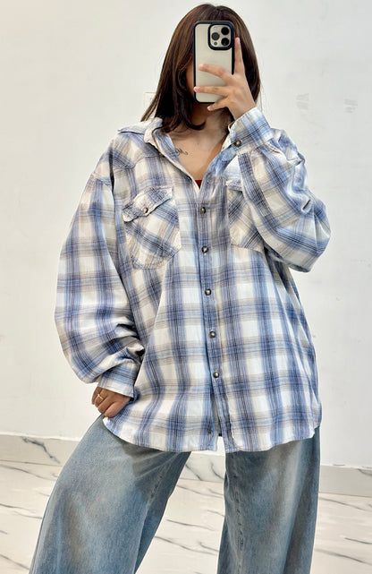 Oversized cotton shirt (42-44)