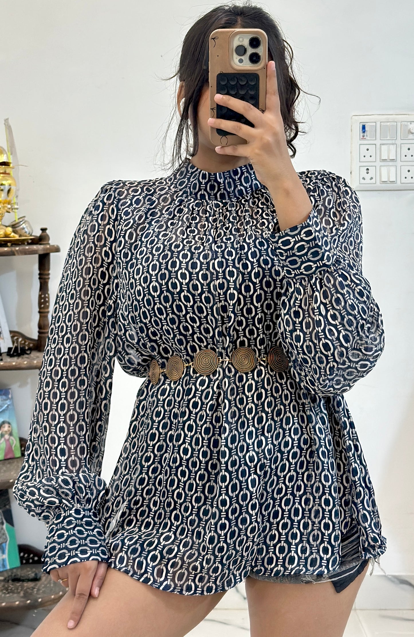 Oversized pretty top (40-42)