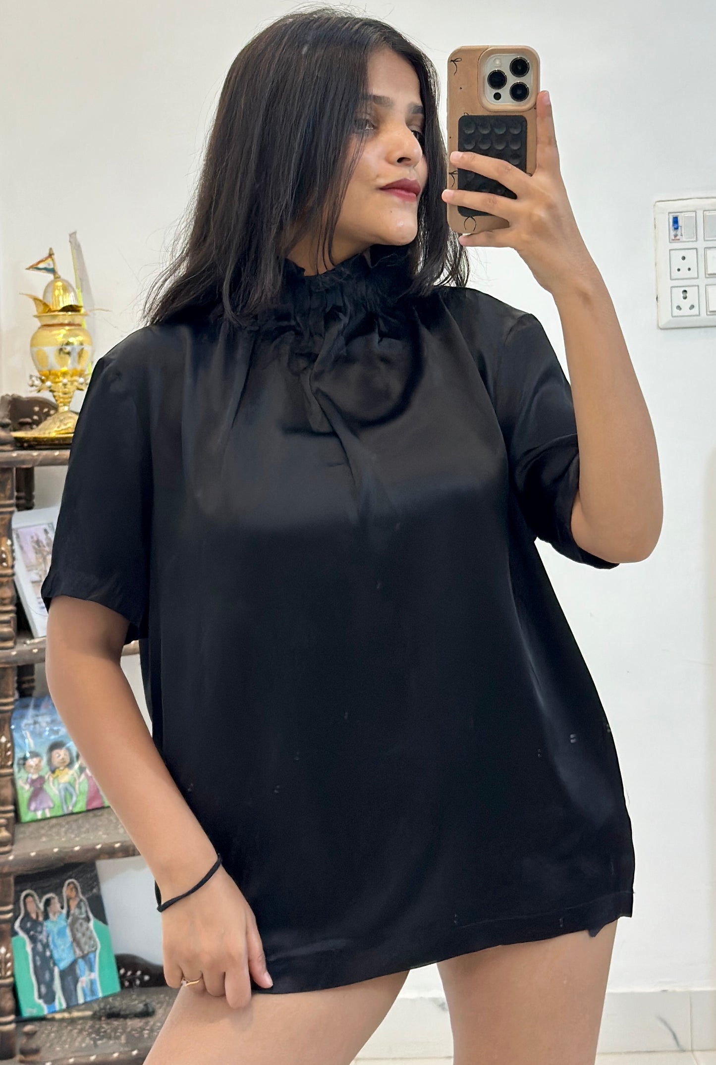 Pretty satin top (38-40)