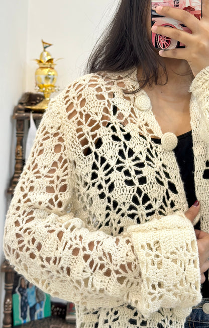 Pretty crochet shrug/cardigan (42-44)