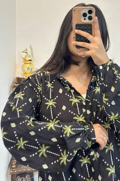 Pretty cotton shirt (40-42)