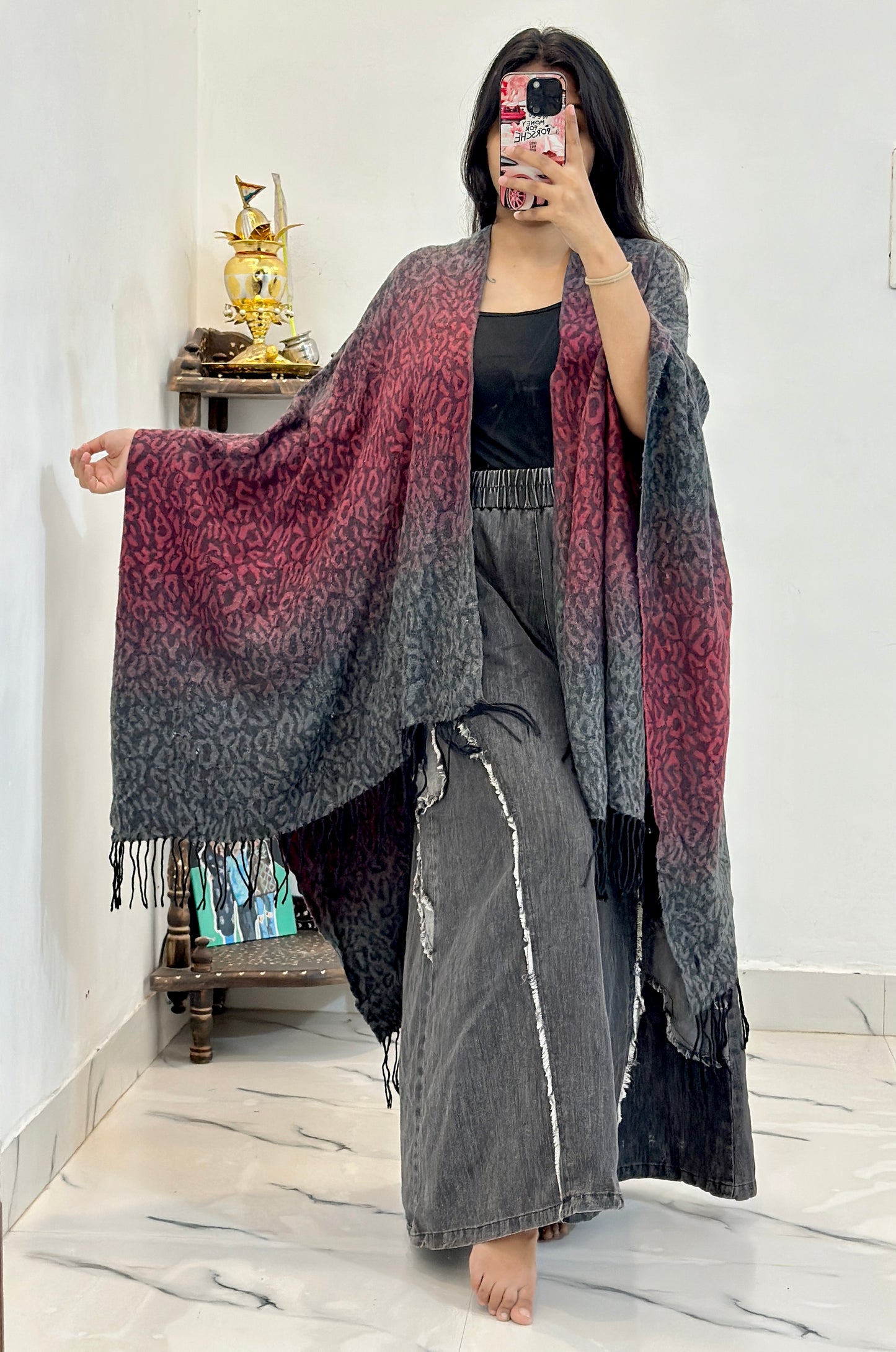 Woollen cape shawl