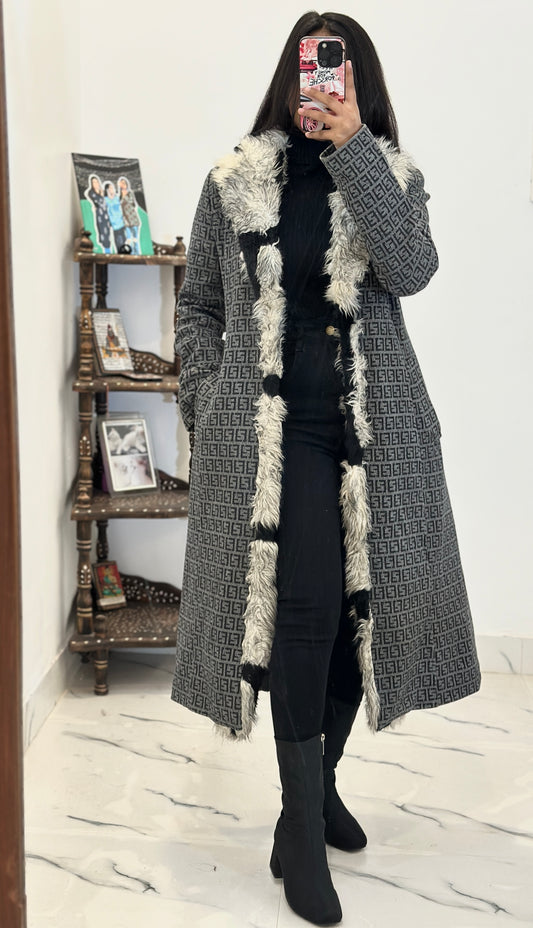 Pretty long coat (32-34 / Small)