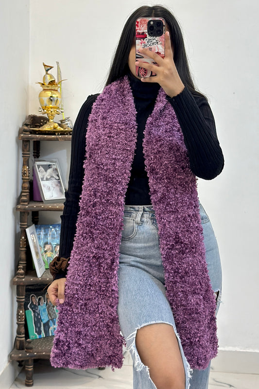Woollen pretty muffler