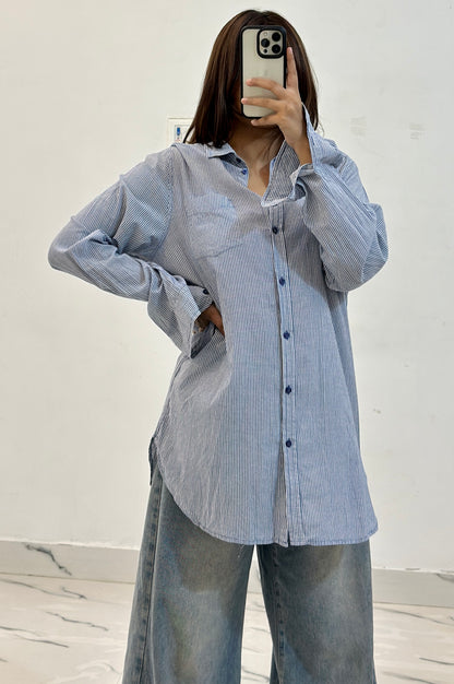Oversized cotton shirt (40-42)