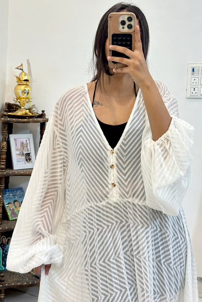 Pretty sheer oversized dress (50-52)