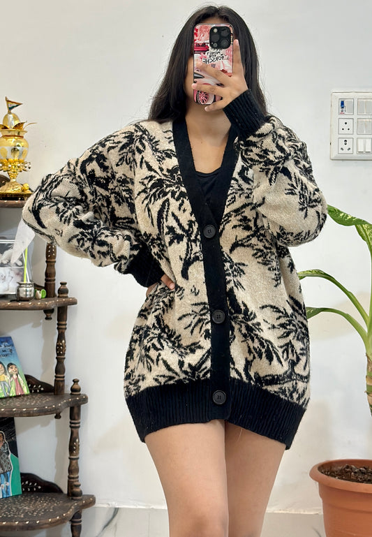 Korean oversized cardigan (40-42)