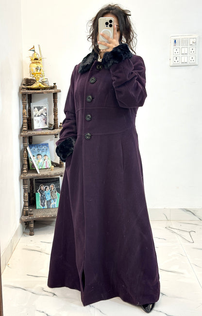 Heavy long furr coat (34-36)