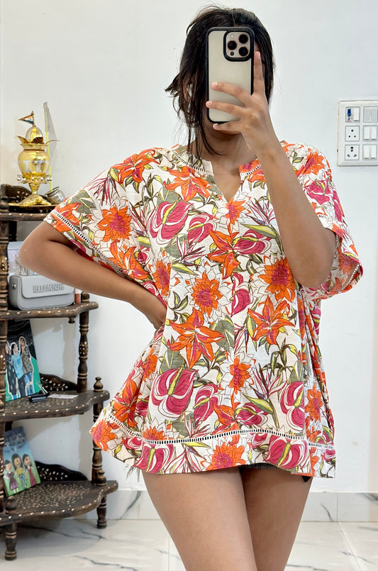 Pretty oversized top (42-44)