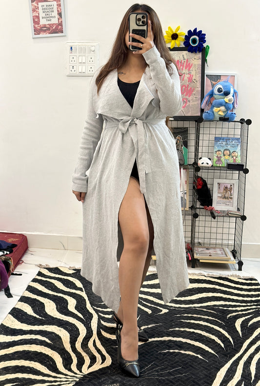 Woollen long shrug (34-36)