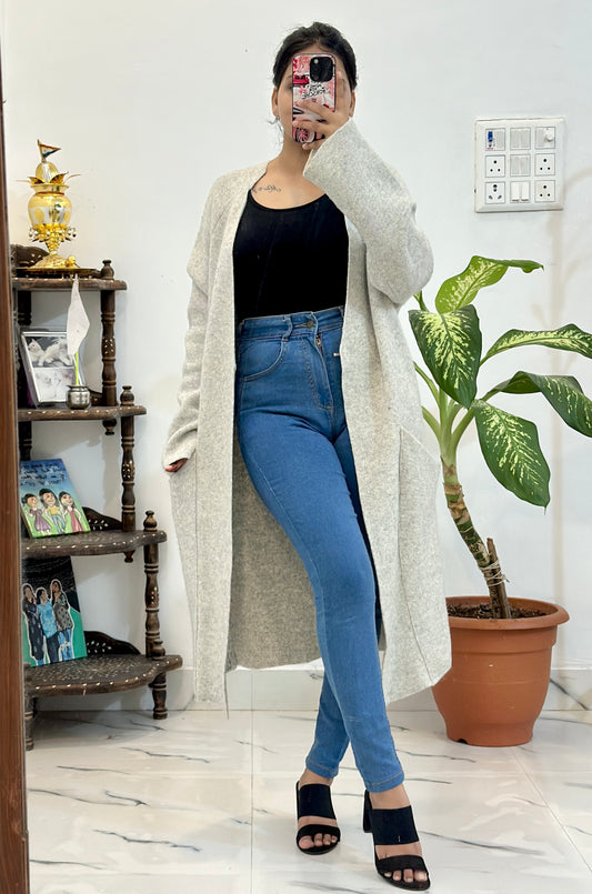Long woollen shrug (46-48)