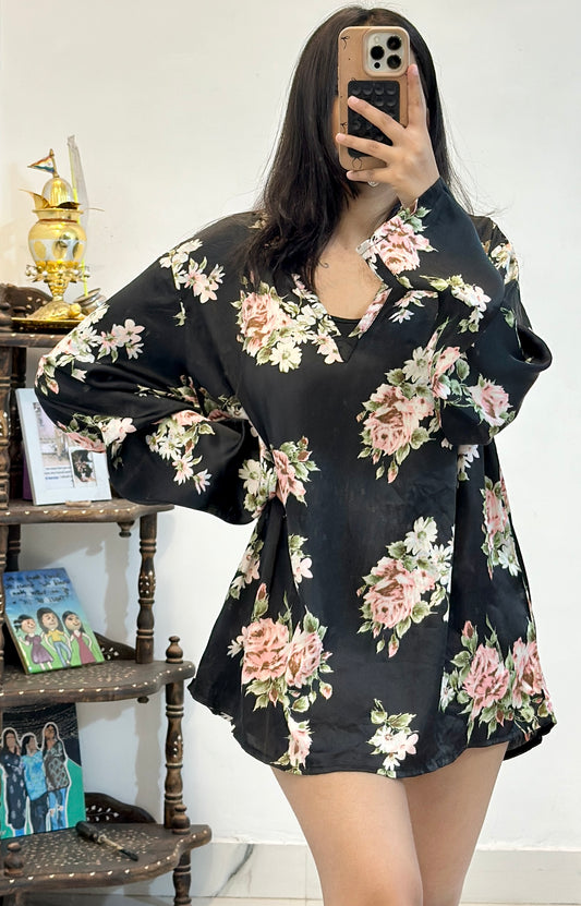 Oversized satin top (44-46)