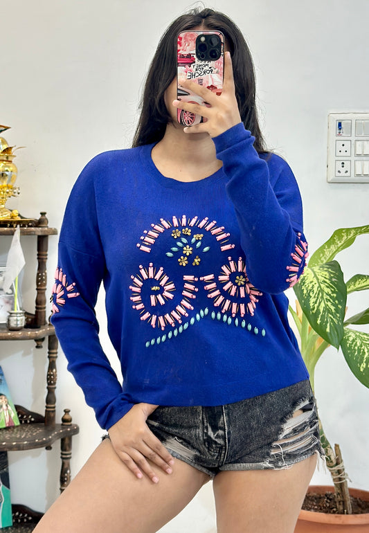 Pretty sweater (40-42)